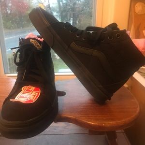Vans Sk8-Hi Core Classics All Black - NEVER WORN Size 7 womens, 5.5 mens